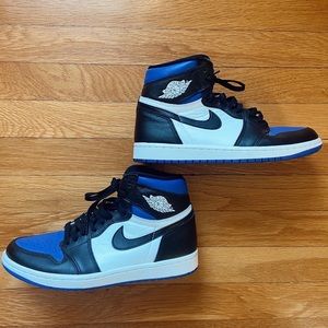 Air Jordan 1 Retro High OG - purchased off Goat
Retail for $285-300 online